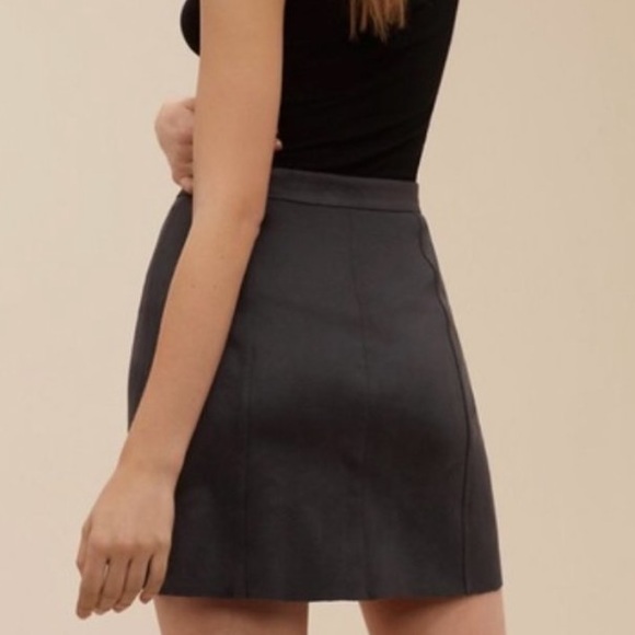 Aritzia Wilfred Free Skirt - Picture 6 of 6